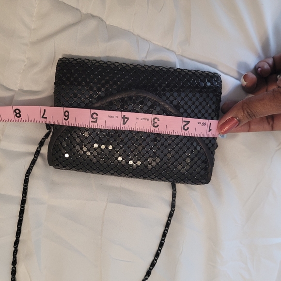 Little black sequined purse. Used once for a wedding. Measurements attac… - Picture 2 of 10